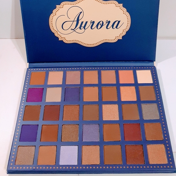 Beauty Creations Other - Professional Eyeshadow Palette Mattes and Nudes Aurora Purple Finish